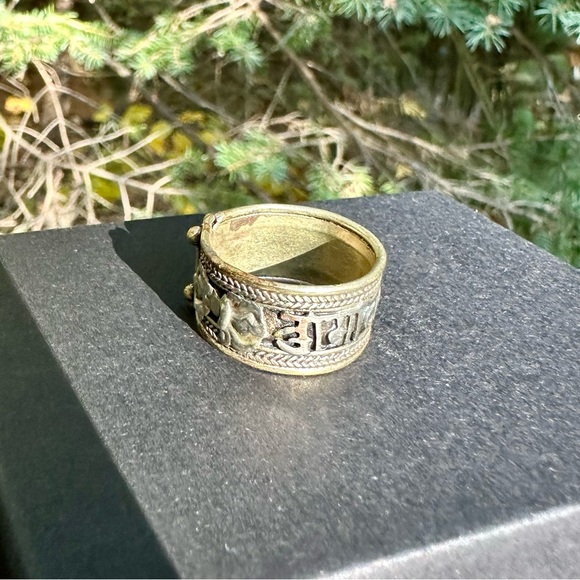 Silver Adjustable Thumb Ring with Intricate OHM Design, Yoga, Buddhism - Picture 5 of 6